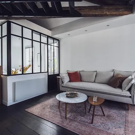 Splendid With Balcony & Montmartre View