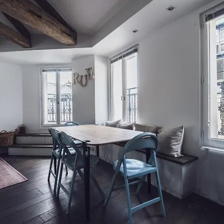Apartament Splendid With Balcony & Montmartre View *